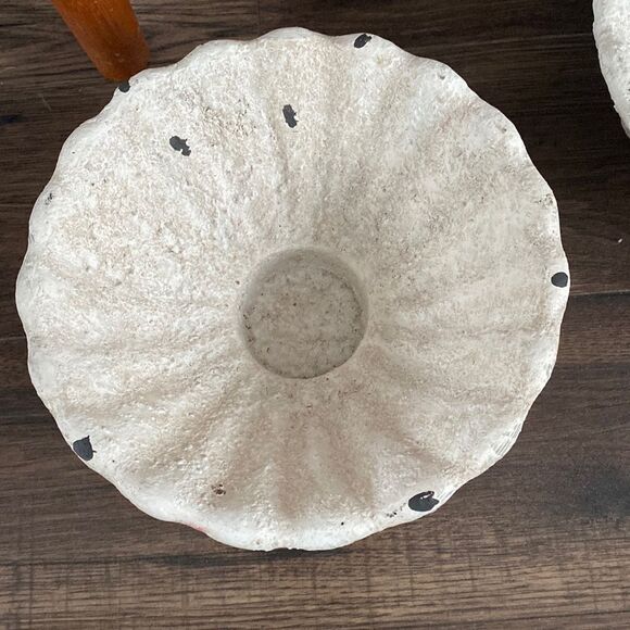 BRAND NEW - English garden rustic floral pedestal bowl farmhouse decor - Picture 4 of 5